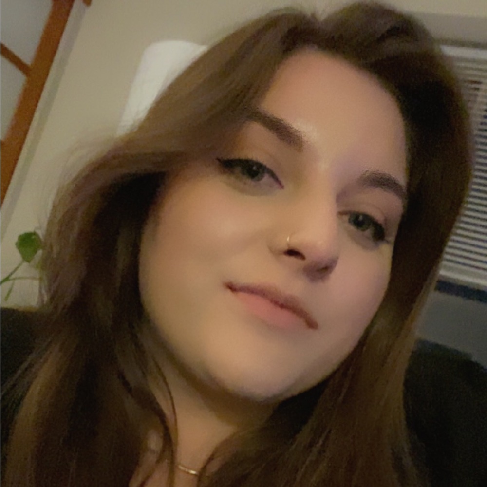 Meet your Posher, Carly jade